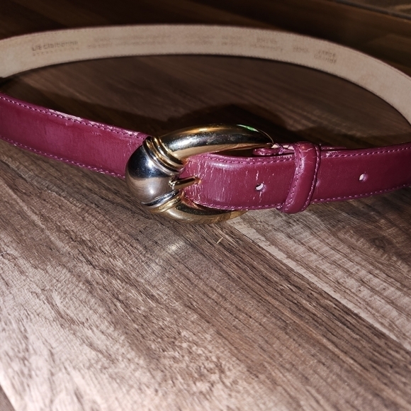 LIZ Claiborne Genuine Leather Belt Size Large Vintage - Picture 1 of 3